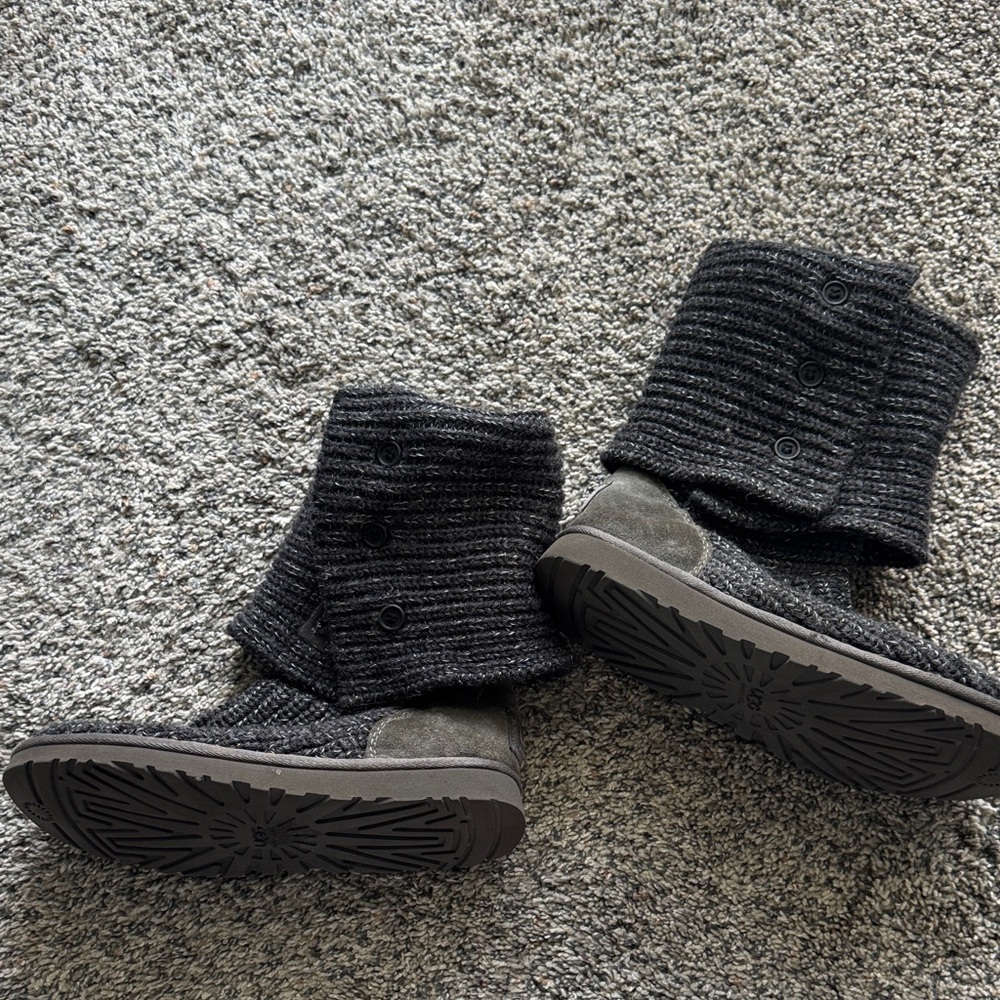 Ugg crochet boots
